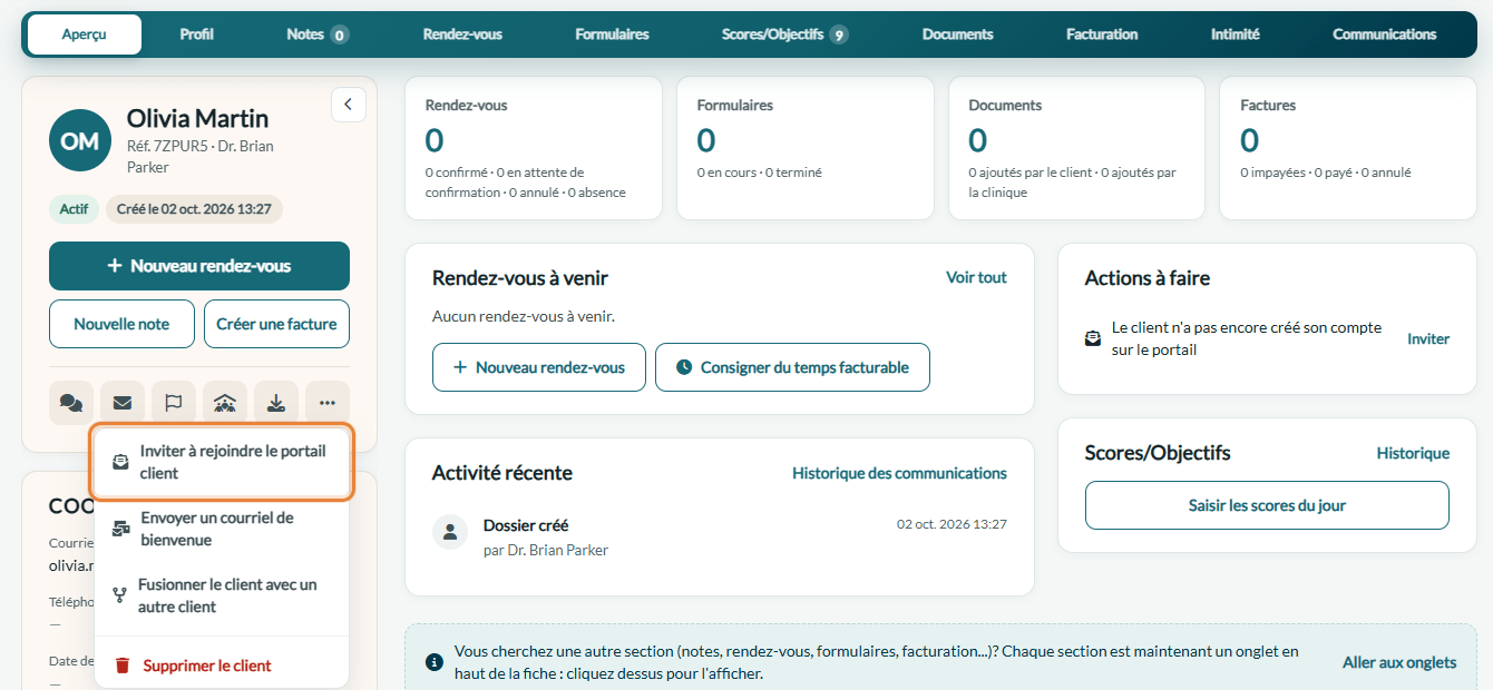 Option Inviter à rejoindre le portail client dans le menu Plus d'actions du dossier client