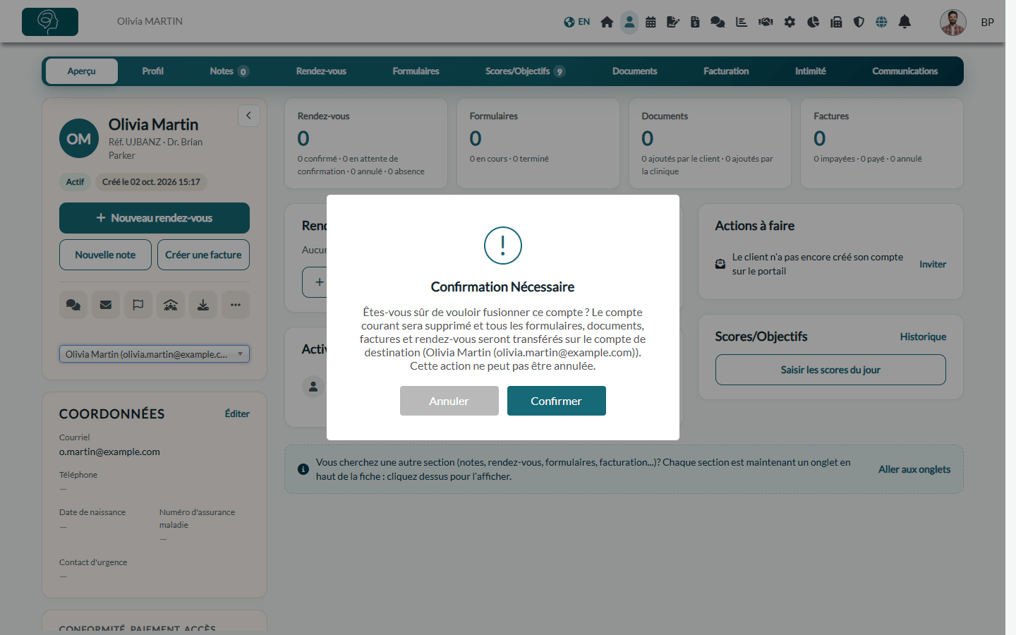 Fenêtre de confirmation avant de fusionner deux dossiers clients