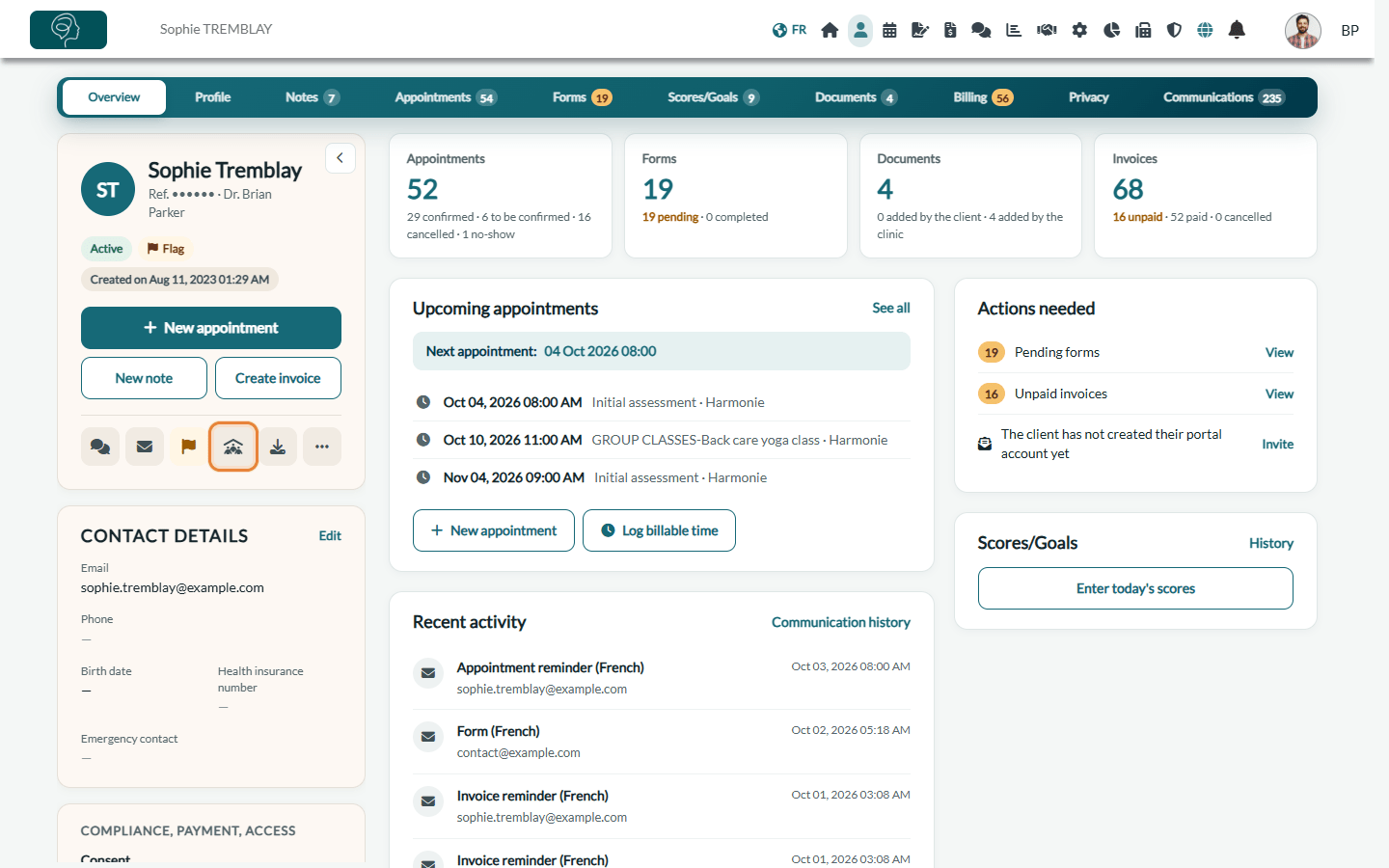 Client group icon in the left card of a client record