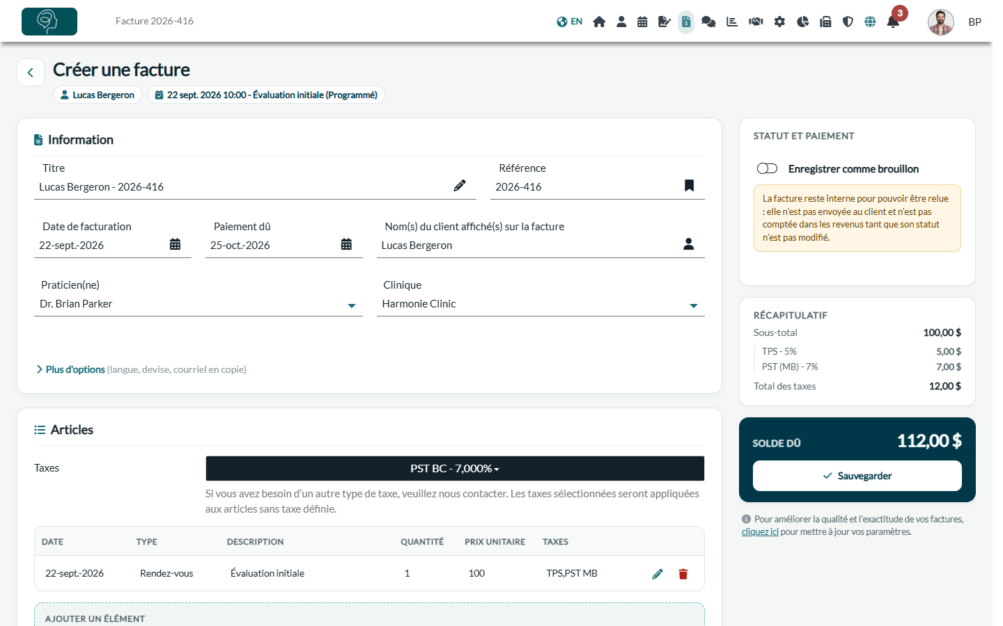 Haut de la page de la facture : carte Information, lien Plus d'options et panneau latéral avec le Récapitulatif, le solde dû et le bouton Sauvegarder