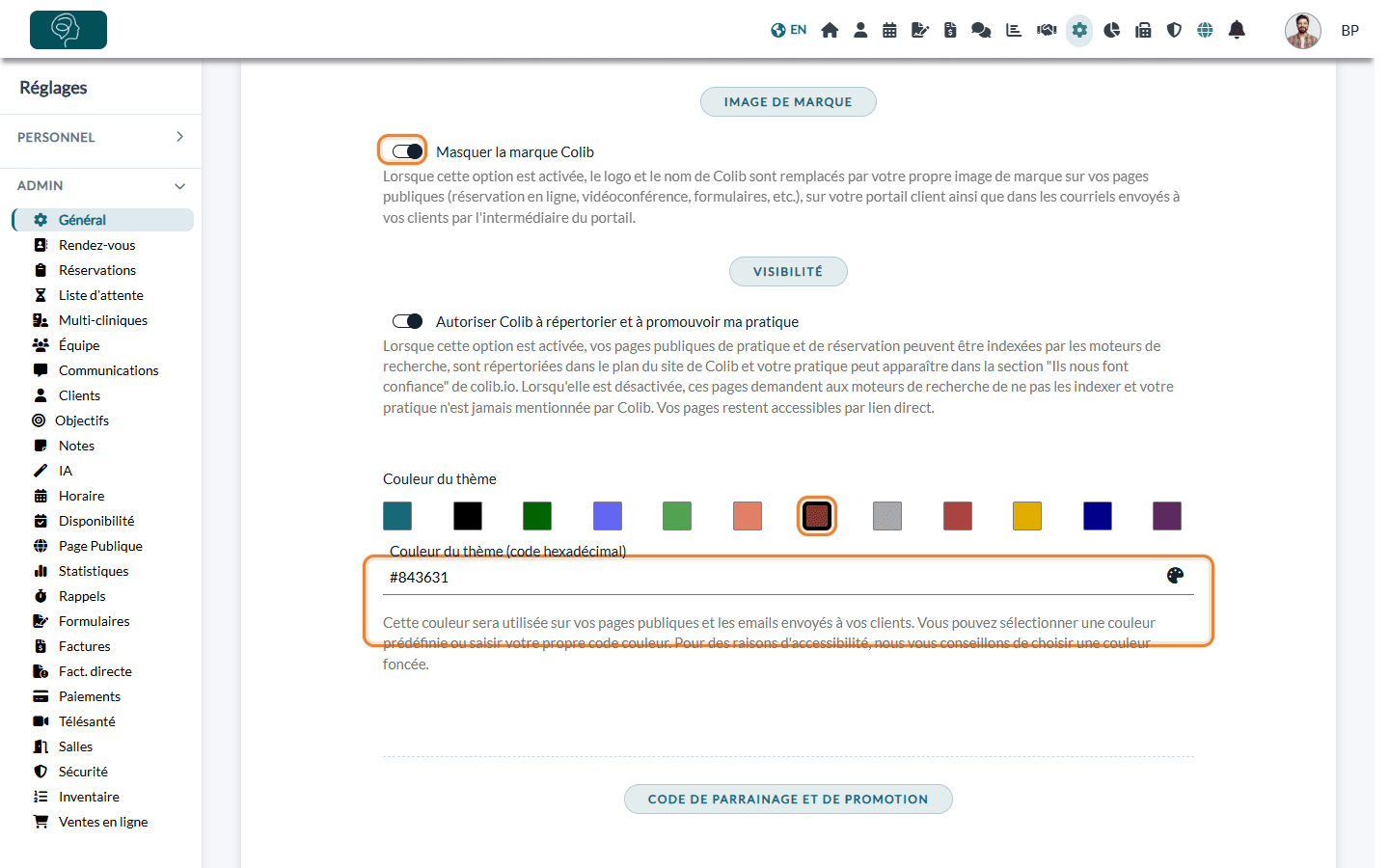 Section Image de marque avec l'option Masquer la marque Colib, la palette de couleurs et le champ du code hexadécimal